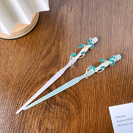 Elegant Hairpin for Traditional Chinese Dress - Graceful and Charming Hair Accessory.