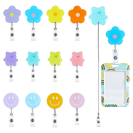 12 pièces 12 styles enrouleur de badge rétractable en acrylique, détenteurs de la carte, avec les accessoires en métal, fleur et ours et rond plat avec visage souriant