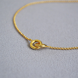 Minimalist Double-loop Pendant Necklace in Copper Plated Gold - Fashionable and Versatile