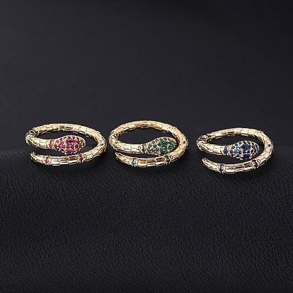 Fashionable Snake Diamond-encrusted Ring for Women - Elegant, Luxurious, Stylish, Eye-catching.