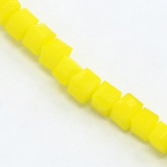 Непрозрачный цвет хрусталя твердый граненый куб бисер пряди, 2.5x2.5x2.5 мм, отверстие : 1 мм, около 199 шт / нитка, 19.2 дюйм