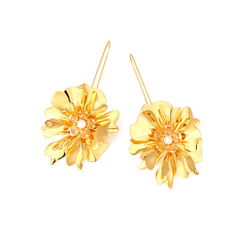 Exaggerated Golden Flower Earrings with Unique Design and Metal Floral Accents for Women