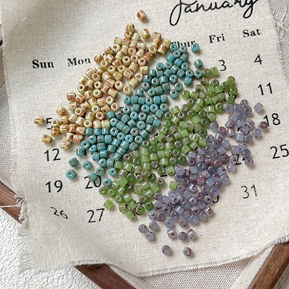 Цилиндрические бусины ручной работы в технике лэмпворк, колонка