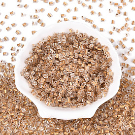 Прозрачные внутри цветные стеклянные бусины, треугольные