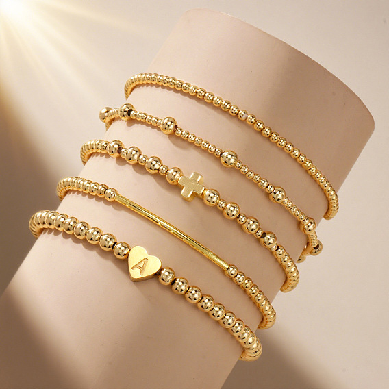 Ensembles de bracelets extensibles en perles de laiton et d'acier inoxydable, Bracelets multicouches ajustables et empilables avec lettre en forme de cœur pour femmes, or
