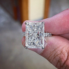 Sparkling Zircon Engagement & Wedding Ring Set - Elegant and Timeless Design