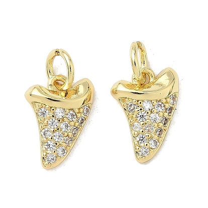 Micro latón allanan colgantes cúbicos del zirconia, Dijes con forma de diente de tiburón, larga duración plateado, sin plomo y cadmio, chapado en rack, con anillo de salto