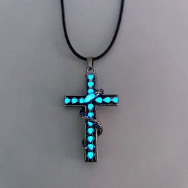 Collier avec pendentif en forme de croix et serpent, lueur lumineuse dans la nuit, en alliage, avec cordon en cuir