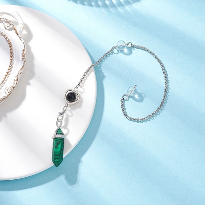 Маятники для биолокации с заостренным кончиком из окрашенного синтетического малахита, с сердцем из сплава и стеклянными бусинами, а также застежками-карабинами из цинкового сплава