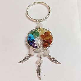 Llavero con chip de piedras preciosas naturales y sintéticas envuelto en alambre de cobre, con encanto de ala de aleación de estilo tibetano, plano y redondo con árbol de patrón de vida