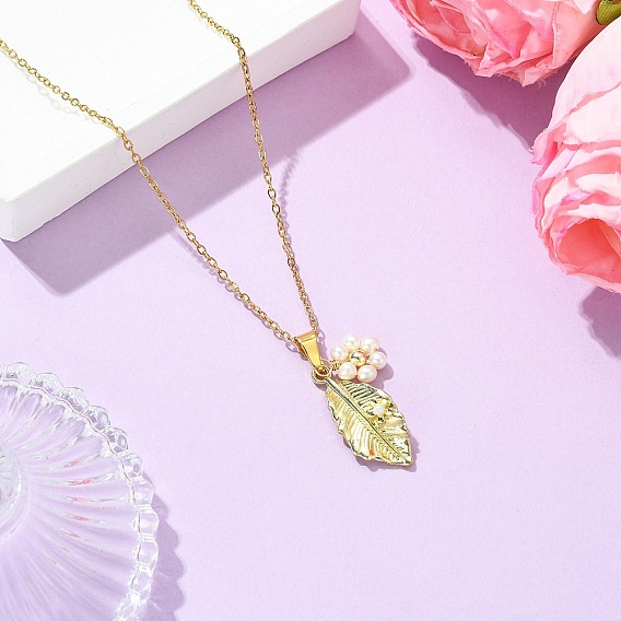 Colgante de hoja de aleación y flor de perla de imitación 304 Collares de cadena de cable de acero inoxidable para mujer, blanco floral