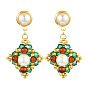 Серьги стекло болтаться, с натуральными бусинами из сердолика и бусинами из ракушечного жемчуга, ромб