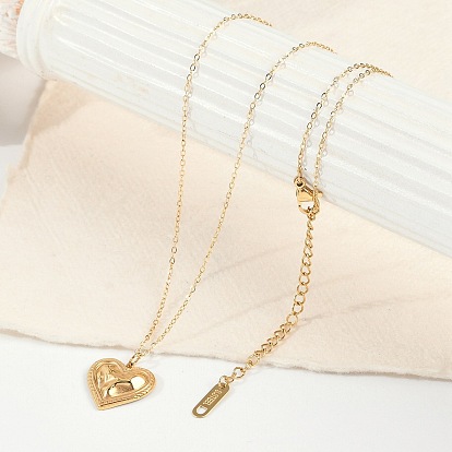 Ионное покрытие (ip) 304 текстурированное ожерелье из нержавеющей стали с подвеской в форме сердца и цепочкой для женщин