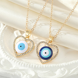 Vintage Rhinestone Hollow Heart Eye Necklace Turkish Evil Eye Peach Heart Collarbone Chain Jewelry