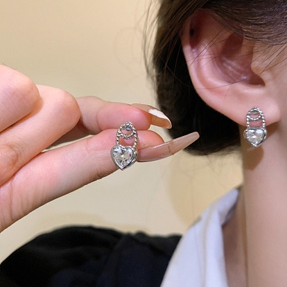 Pendiente de perla de aleación, con pin de plata de primera ley y strass