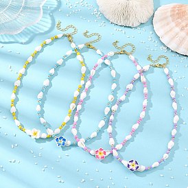 Collares para mujer con flores de arcilla polimérica, cuentas de vidrio y conchas de trompeta naturales., dorado