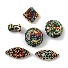 Cuentas hechas a mano de arcilla polimérica indonesia, con turquesa sintética, resina y latón sin chapar, colorido