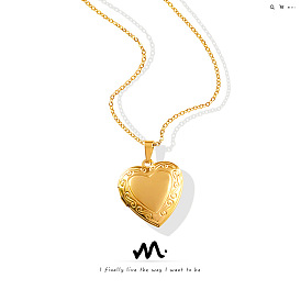 Neutral retro high-end niche design flip peach heart pendant necklace 18K gold-plated love clavicle chain