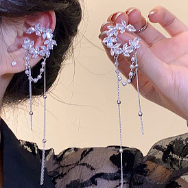Moon Tassel Clip Earrings - Unique Design, Elegant, Versatile, Luxurious, Trendy.