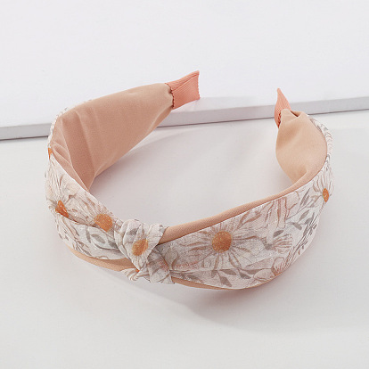 Fashionable Floral Patchwork Headband - Chic, Colorful, Stylish Hair Accessory.
