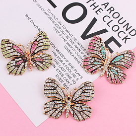 Fashionable Minimalist Alloy Butterfly Brooch with Colorful Rhinestones for Clothing Accessories