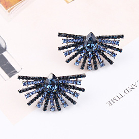 Exaggerated Crystal Earrings - Fashionable and Stylish Ear Jewelry for Women.