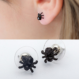 Очаровательные серьги-гвоздики в виде пауков с уникальным геометрическим дизайном для модного образа