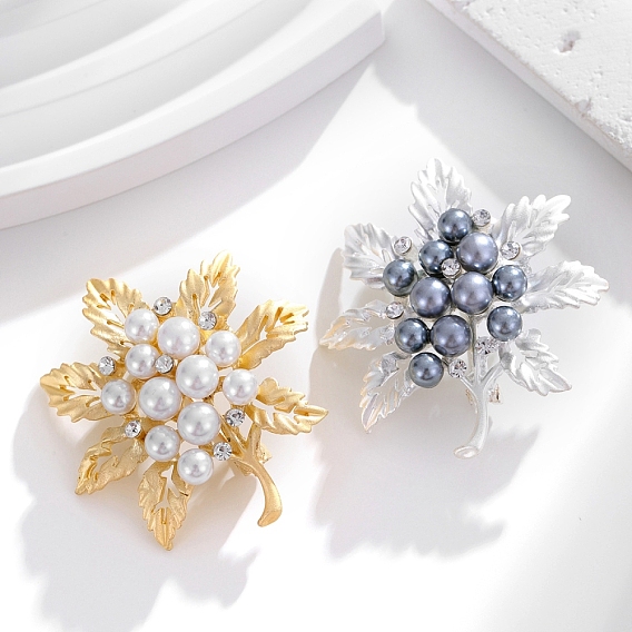 Броши из цинкового сплава со стразами в виде кленового листа, с пластиковой имитационной жемчужиной
