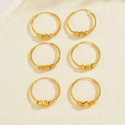 Винтажные золотые текстурированные серьги-кольца с разноцветными бусинами и рельефной подвеской для женщин