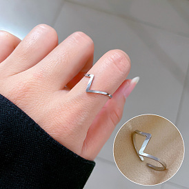Heartbeat Signal Titanium Steel Cold Wind Disco Ring - Unisex, Simple, Index Finger Ring.