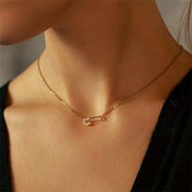 Minimalist Chic Lock Collarbone Chain Necklace for Fall and Winter