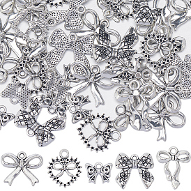 50 pcs 5 pendentifs en alliage de style tibétain, charmes bowknot