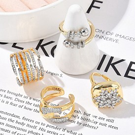 Кольца из латуни с микропаве из прозрачных кубических цирконий для женщин