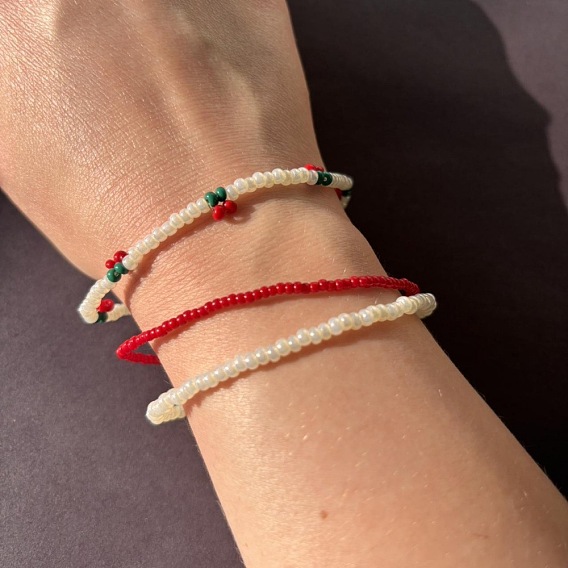 3Pcs 3 Colors Christmas Round Glass Seed Beaded Stretch Bracelet Sets, Adjustable Stackable Bracelets for Women