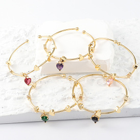 Fashionable Adjustable Heart Crystal Bracelet in 18k Gold Plating