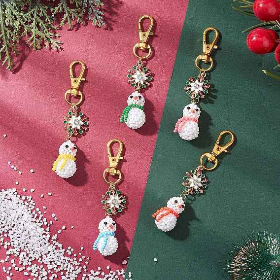 Рождественские украшения в виде снеговика из стеклянных бусин, с карабинами из сплава и эмалированными подвесками в виде снежинок