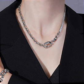 Minimalist Zircon Necklace with Unique Circle Design - Fashionable and Versatile Statement Piece for Women