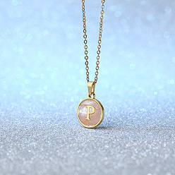 Letter P Плоские круглые ожерелья с инициалами из нержавеющей стали с натуральными белыми ракушками для женщин, золотые, цвет морской раковины, Письмо P, 18.11 дюйм (46 см)