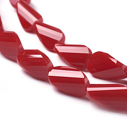 Красный Непрозрачные сплошные цветные стеклянные бусины, граненые, твист, красные, 13x8x5 мм, отверстие : 1.4 мм, около 50 шт / нитка, 26.9 дюйм (68.5 см)