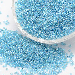 Небесно-голубой 8/0 круглые бусины из стекла семян, класс А, серебряная линия квадратное отверстие, прозрачные цвета радуги, голубой, 2.8~3.2 мм, отверстия : 1.0 mm, около 15000 шт / фунт
