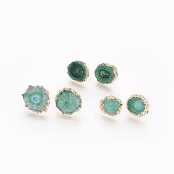 Sea Green Natural Dyed Quartz Stud Earrings, with Brass Findings, Flat Round, Golden, Sea Green, 14~22x14~22x5~6mm, Pin: 0.7mm