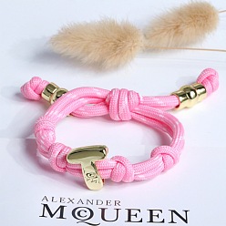 Бледно-Розовый Браслеты из хлопкового шнура с плетеным узлом и буквой Т, латунные подвески в виде букв алфавита для женщин и мужчин, золотые, розовый жемчуг, внутренний диаметр: 1.97~2.76 дюйм (5~7 см)