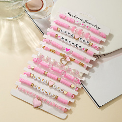 Pink 12Набор браслетов и подвесок из полимерной глины, пластика, акрила и стекла с бусинами ко Дню матери для женщин, Плоская круглая форма со словами «люблю тебя», «мама» и «сердце»., розовые, 6.69 дюйм (17 см)