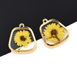 Золотистый 304 подвески из нержавеющей стали с эпоксидной смолой, трапеция с сухоцветом, ионное покрытие (ip), реальный 18 k позолоченный, золотые, 17x15x3~4 мм, отверстие : 1.6 мм