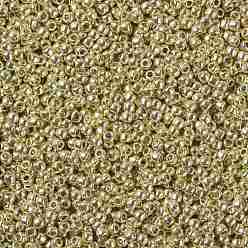 (PF559) PermaFinish Yellow Gold Metallic TOHO Round Seed Beads, Japanese Seed Beads, (PF559) PermaFinish Yellow Gold Metallic, 11/0, 2.2mm, Hole: 0.8mm, about 1110pcs/bottle, 10g/bottle