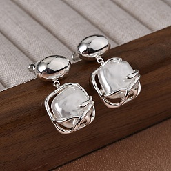 Посеребрённый Латунь качают серьги, с пластиковой жемчужины, серьги-гвоздики для женщин, квадратный, 925 серебро покрытием, 25x15 мм