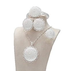 Серебро Комплект из ожерелья с подвеской из цветочного сплава, сережек-гвоздиков, кольца и браслетов-манжет, серебряные, 500 мм