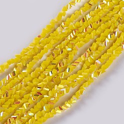 Золотистый Стеклянные бусины с гальваническим покрытием , с покрытием AB цвета, треугольные, золотые, 2.2~3x3~4.7x2~3 мм, отверстие : 0.7 мм, около 150~155 шт / нитка, 10.2"~11.02" (26~28 см)