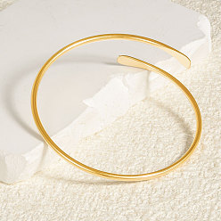 Настоящее золото 18K Простые 304 браслеты-манжеты из нержавеющей стали для женщин, реальный 18 k позолоченный, внутренний диаметр: 2-1/2 дюйм (6.4 см)