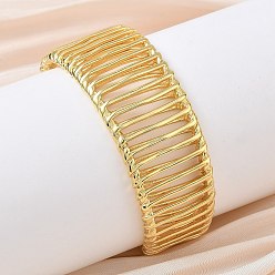 Настоящее золото 18K Полые латунные манжеты браслеты для женщин, долговечный, стойки покрытие, без кадмия и без свинца, реальный 18 k позолоченный, внутренний диаметр: 2.20x2.40 дюйм (5.6x6.1 см)